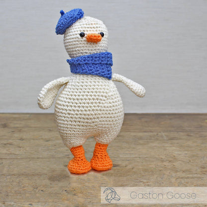 Gaston the Goose- DIY Knitting Kit