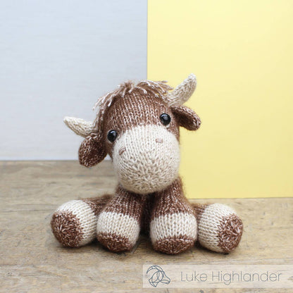 Luke the Highlander DIY Knitting Kit