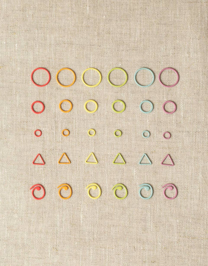 Flight of Stitch Markers [bundle of 5]