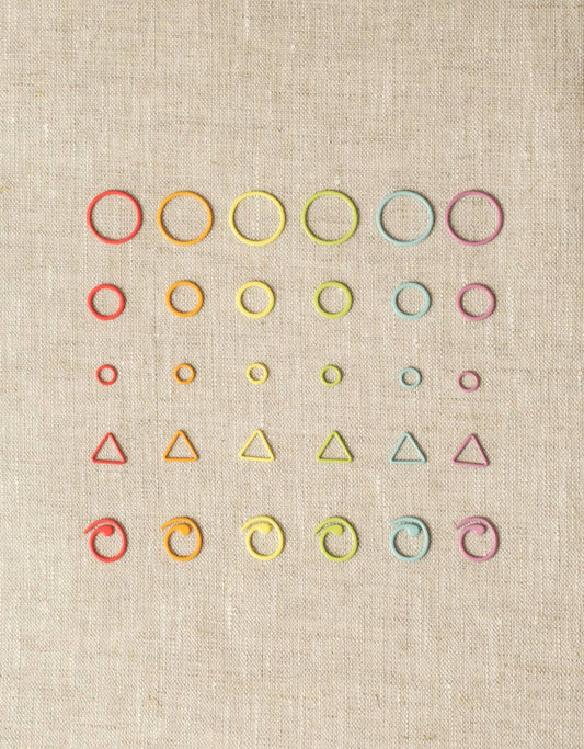 Flight of Stitch Markers [bundle of 5]