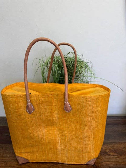 Madagascar Solid Tote Bag