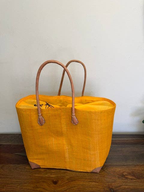 Madagascar Solid Tote Bag